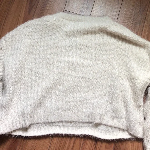 NWT! Fuzzy Sweater - Picture 5 of 6